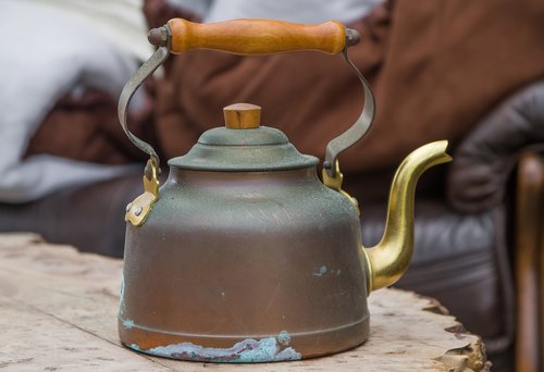 kettle  copper  vintage