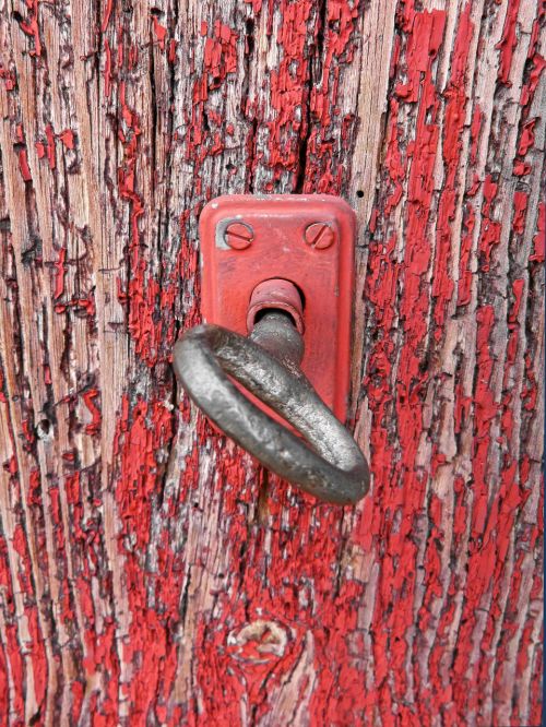 key lock old door