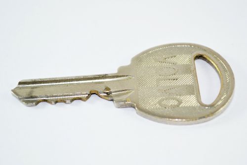 key lock door