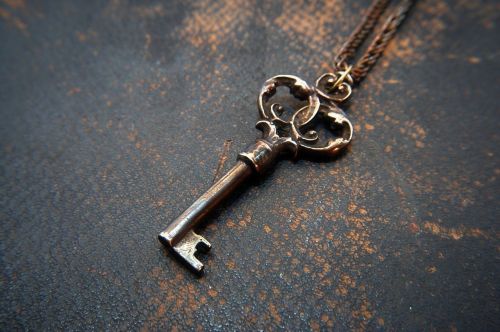 key pendant iron