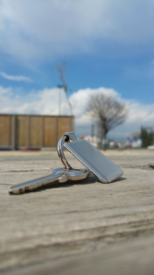 key keychain metal