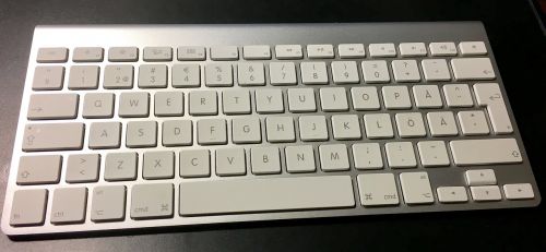 keyboard typing on keyboard write