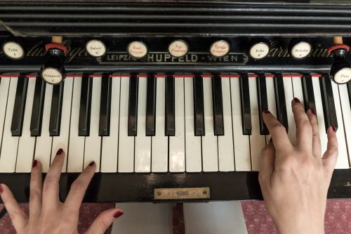 keys hudobý tool organ