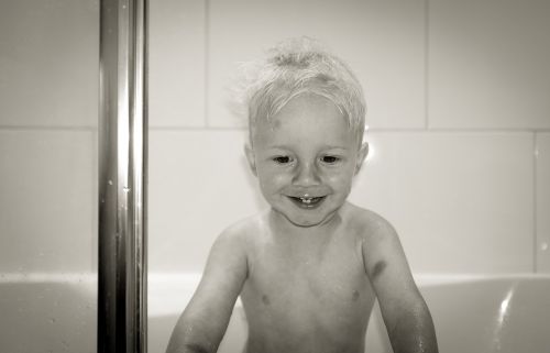 kid boy bath