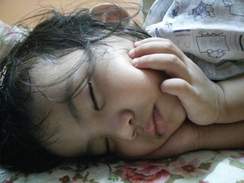 kids little girl sleeping