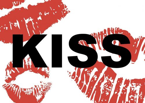 kiss red lips