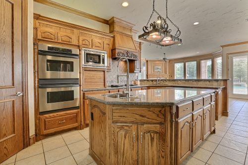 kitchen luxury room