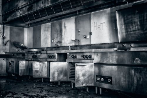 kitchen cook lost places