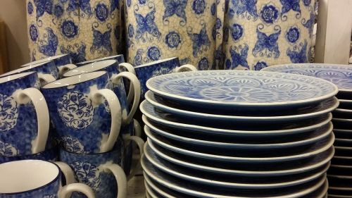kitchenware and tableware blue shop