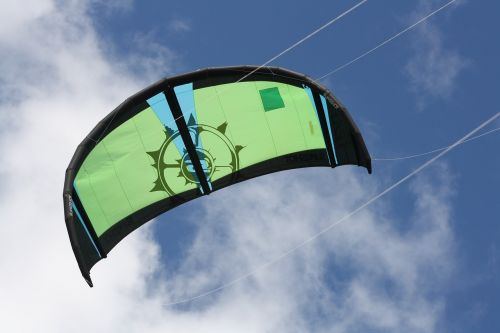 kite kiteboarding kitesurfing