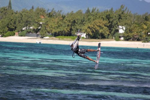 kite surfing water