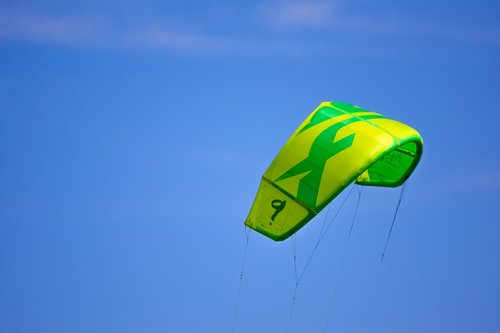 kite  kitesurfing  sport