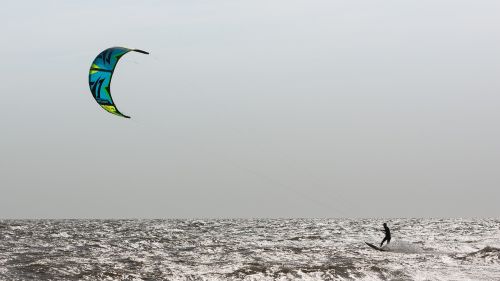 kite surfer wind sea