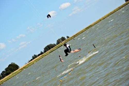 Kitesurfing