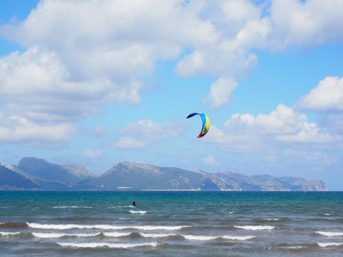 kitesurfer sport sea