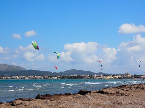 kitesurfer sport sea