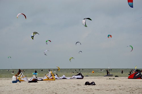 kiting  kiteboarding  kite surfing