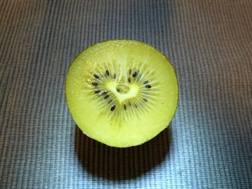 kiwi the heart of fruit