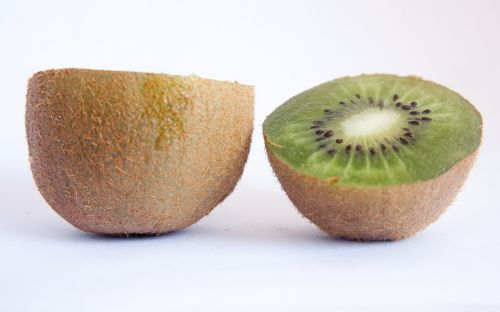 kiwi fruit cut