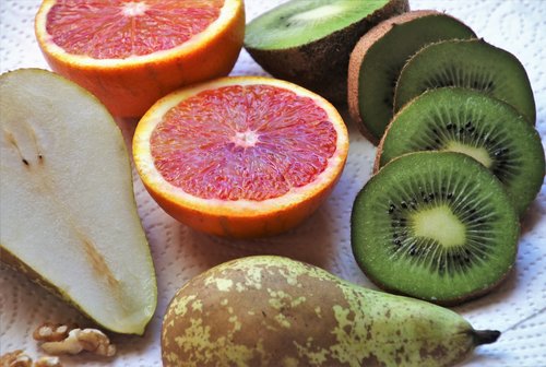 kiwi  pear  mandarin