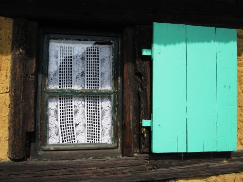 klappladen window shutter
