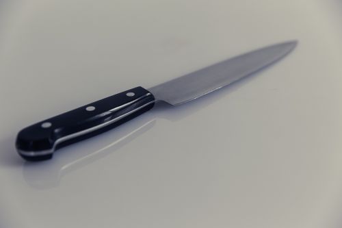 knife cut kitchen