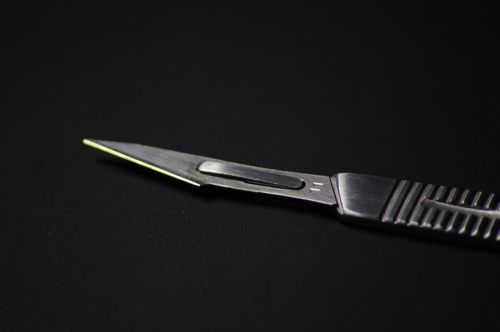 knife scalpel edge