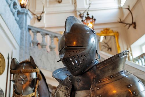 knight armor castle