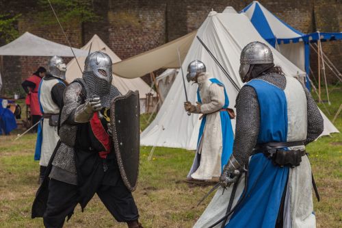 knight sword fighting middle ages