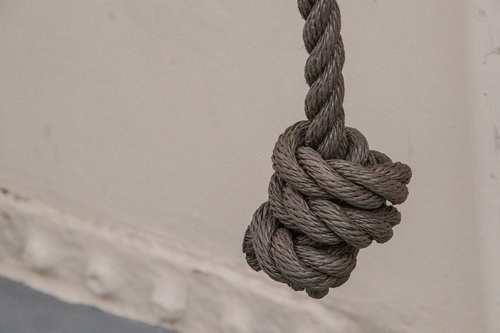 knot  tied  cord