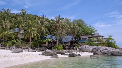 ko nang yuan  thailand  beach