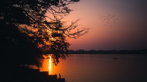 kolkata  sunset  riverbank