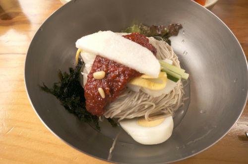 korean food noodle food