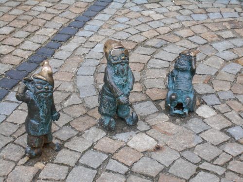 krasnal wrocław sculptures