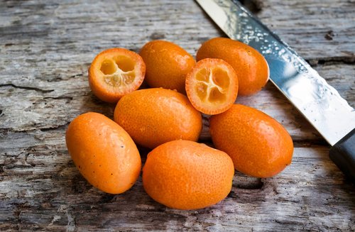 kumquats  citrus fruits  tangerine