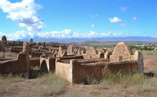 kyrgyzstan cemetery muslim