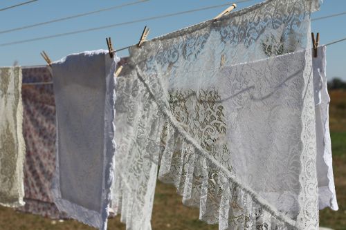 lace laundry cloths line