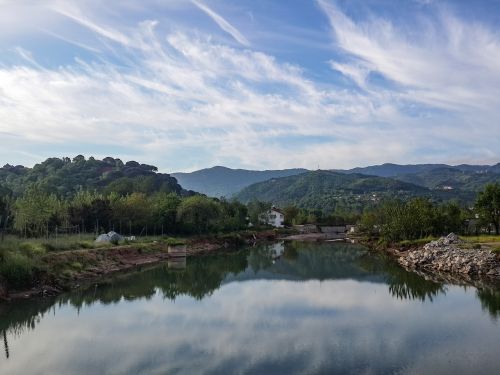 lacquer lake reflection