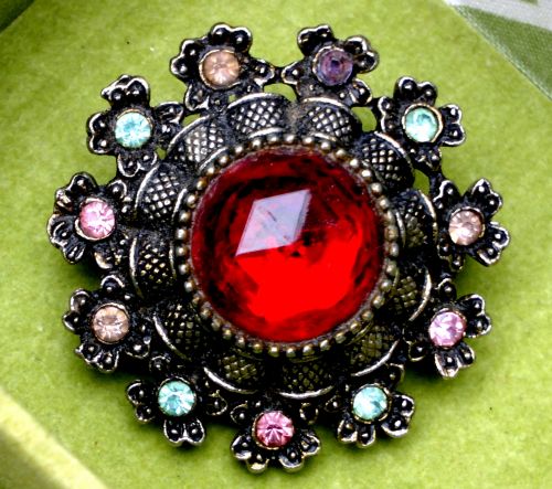 Ladies Antique Red Brooch