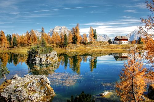 lago federa  dolomites  alpine