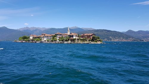 lago maggiore  stresa  italy