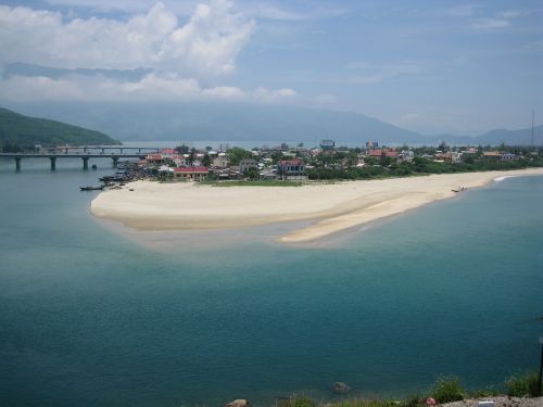 lagoon viet nam china sea