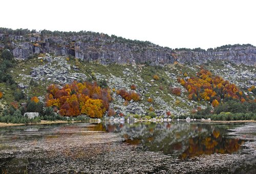 lagunas de neila  burgos  lake