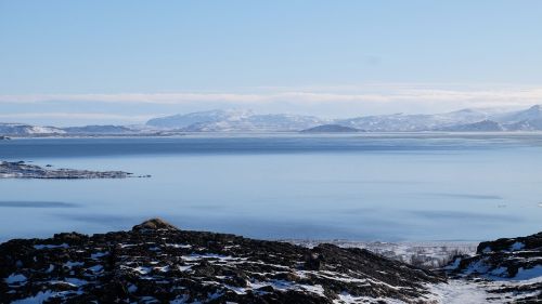 lake mountain thingvellir national park