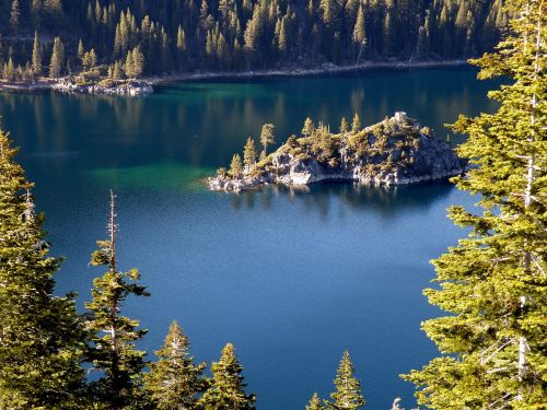 lake tahoe island