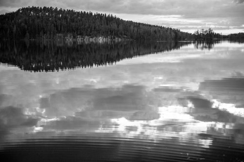 lake sky reflection
