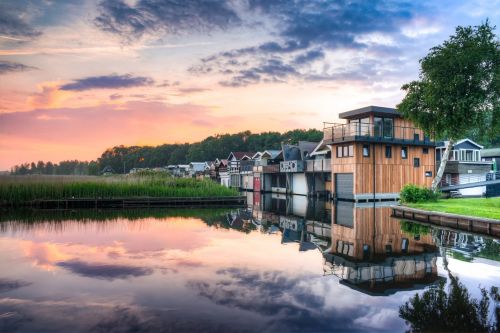 lake houses colorful