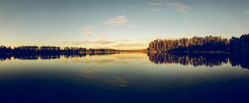lake sky reflection