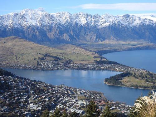 lake queenstown sky