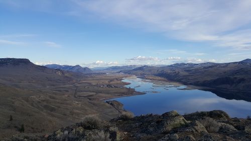 lake hiking vista